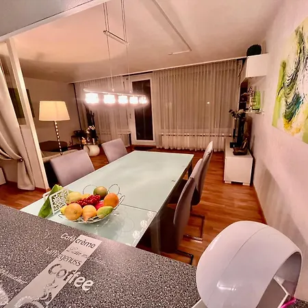 3 Terrassenwohnung Mit Wunderschoener Fernsicht * Valens