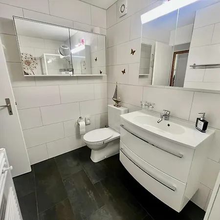 3 Zi Terrassenwohnung Nahe Skigebiet Pizol * Valens